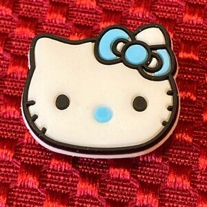 🔥 Bundle 4 For $7 Croc Charms